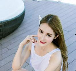 国产写真在线,展现东方美学与时尚潮流的视觉盛宴  第1张